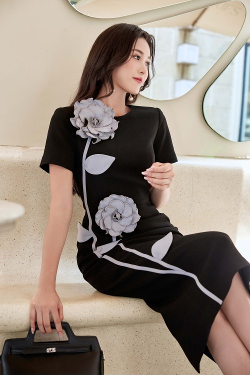 Sixdo Black 3D Flower Woven Pencil Dress